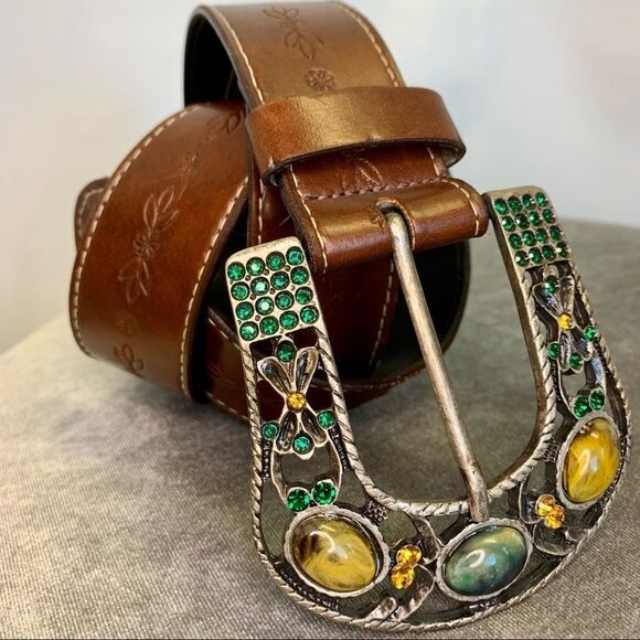 𝅺BUFFALO David Bitton green yellow Rhinestone Gem Embellished brown leather belt - Picture 9 of 9